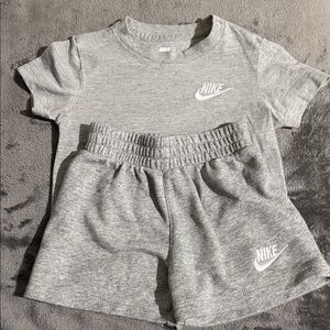 Nike Heather Gray Kids' Set